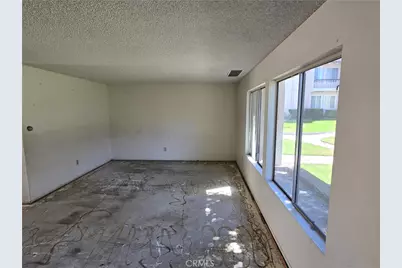 700 W La Veta #J6, Orange, CA 92868 - Photo 6