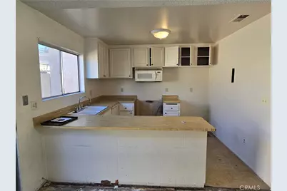 700 W La Veta #J6, Orange, CA 92868 - Photo 10