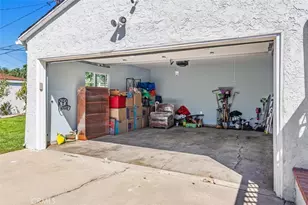 1655 W 110th, Los Angeles, CA 90047 - Photo 36