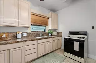 2820 E Colorado St, Long Beach, CA 90814 - Photo 10