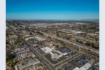 8559 Artesia Boulevard, Bellflower, CA 90706 - Photo 20