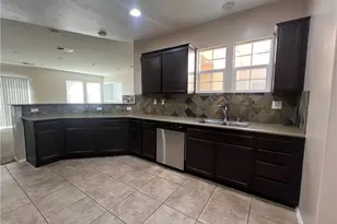 36307 Cosimo Ln, Winchester, CA 92596 - Photo 8