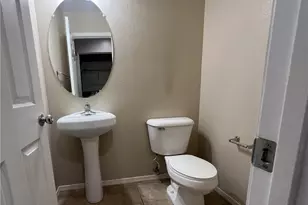 36307 Cosimo Ln, Winchester, CA 92596 - Photo 16