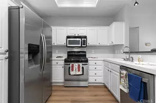 73 Breakers Ln, Aliso Viejo, CA 92656 - Photo 12