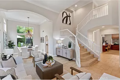 2741 Timmons, Tustin, CA 92782 - Photo 4