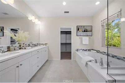 113 Hanging, Irvine, CA 92620 - Photo 20