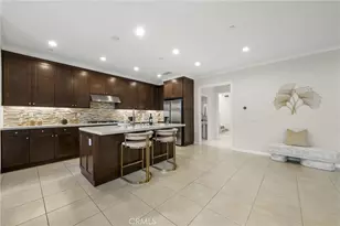113 Hanging, Irvine, CA 92620 - Photo 10