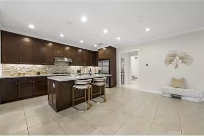 113 Hanging, Irvine, CA 92620 - Photo 10