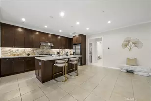 113 Hanging, Irvine, CA 92620 - Photo 10