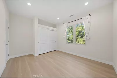 113 Hanging, Irvine, CA 92620 - Photo 26
