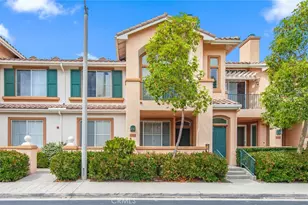 2605 Ladrillo Aisle, Irvine, CA 92606 - Photo 2