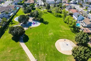 9512 Hightide, Huntington Beach, CA 92646 - Photo 8