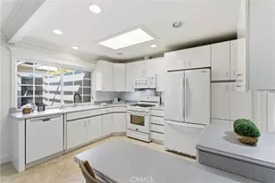 26491 Montecito, Mission Viejo, CA 92691 - Photo 8