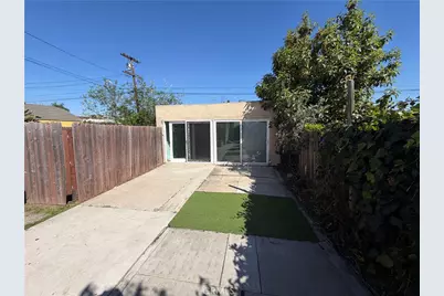 2303 W 75th Street, Los Angeles, CA 90043 - Photo 20