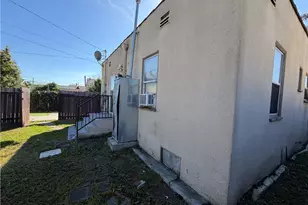 2303 W 75th St, Los Angeles, CA 90043 - Photo 16