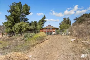 11101 Spanish Hills Dr, Corona, CA 92883 - Photo 40