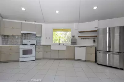 11101 Spanish Hills Dr, Corona, CA 92883 - Photo 10