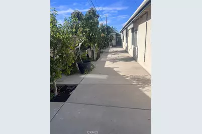 13361 Redbird St, Garden Grove, CA 92843 - Photo 28