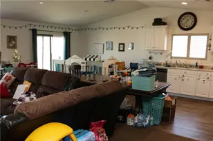 11822 Flushing, Victorville, CA 92392 - Photo 8