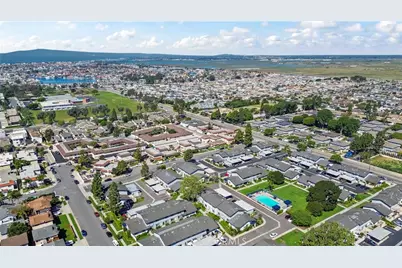 4688 Oceano Circle, Huntington Beach, CA 92649 - Photo 36