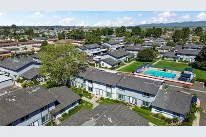 4688 Oceano Circle, Huntington Beach, CA 92649 - Photo 28