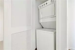 411 W Seaside Way, Long Beach, CA 90802 - Photo 6