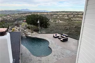 716 Avenida Columbo, San Clemente, CA 92672 - Photo 2