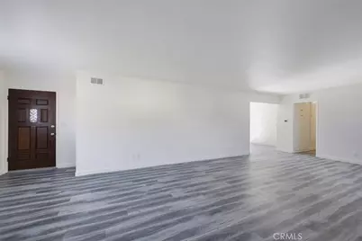 19111 Carp Circle, Huntington Beach, CA 92646 - Photo 8