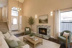 16 Crucillo, Rancho Santa Margarita, CA 92688 - Photo 2