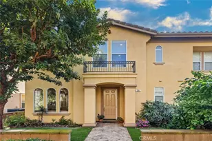 29 Roseville, Irvine, CA 92602 - Photo 2