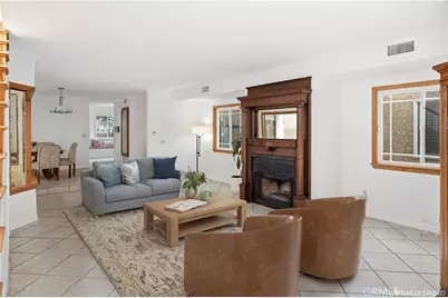 121 Alabama, Huntington Beach, CA 92648 - Photo 6