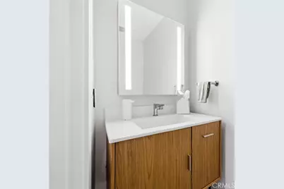 220 Detroit Avenue, Huntington Beach, CA 92648 - Photo 26