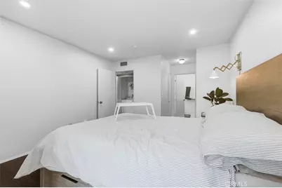 4275 Via Arbolada #210, Los Angeles, CA 90042 - Photo 20