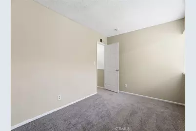 19745 Lull Street, Winnetka, CA 91306 - Photo 30