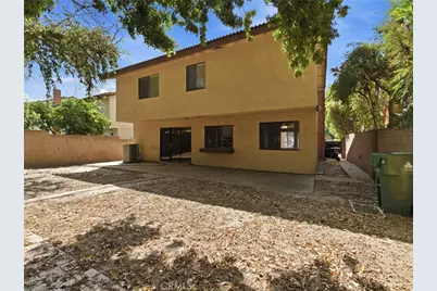 19745 Lull Street, Winnetka, CA 91306 - Photo 38