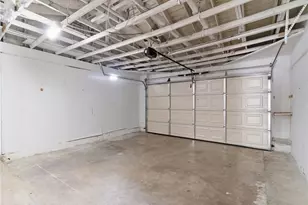 19745 Lull St, Winnetka, CA 91306 - Photo 32