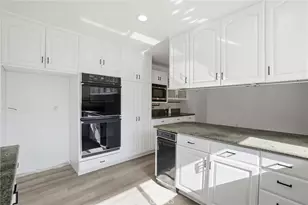 12143 Phoenix Dr, Cerritos, CA 90703 - Photo 12