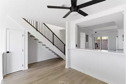 1095 Mesa Bluff, Costa Mesa, CA 92627 - Photo 6