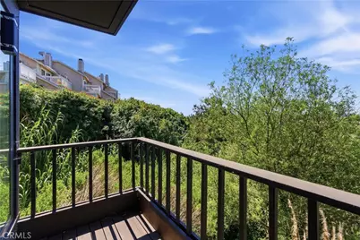 1095 Mesa Bluff, Costa Mesa, CA 92627 - Photo 4