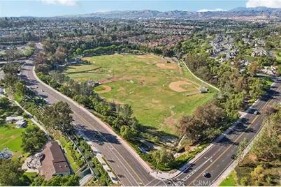 27301 Monforte, Mission Viejo, CA 92692 - Photo 38