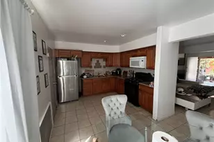 2301 S Center St, Santa Ana, CA 92704 - Photo 6