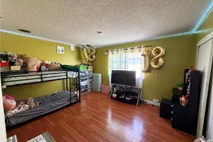 2301 S Center St, Santa Ana, CA 92704 - Photo 14