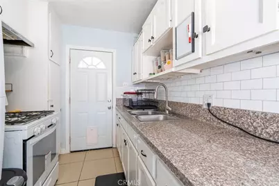 8326 Maxine Street, Pico Rivera, CA 90660 - Photo 8