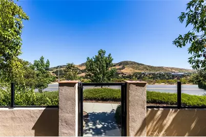 99 Adelfa Street, Rancho Mission Viejo, CA 92694 - Photo 14