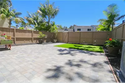 19742 Oceanaire Circle, Huntington Beach, CA 92648 - Photo 22