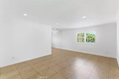 20031 Shorewood, Huntington Beach, CA 92646 - Photo 6