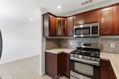 20031 Shorewood, Huntington Beach, CA 92646 - Photo 14