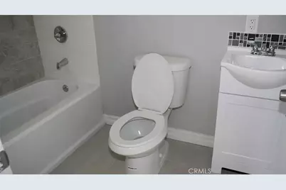 1009 E Stockton Ave, Compton, CA 90221 - Photo 6