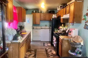 1009 E Stockton Ave, Compton, CA 90221 - Photo 10