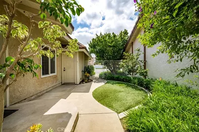 9 Badger Pass, Irvine, CA 92604 - Photo 22